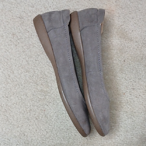Suede Naturalizer 'Flexy' Slip-on Flat In Gray - 7.5 - Picture 4 of 9